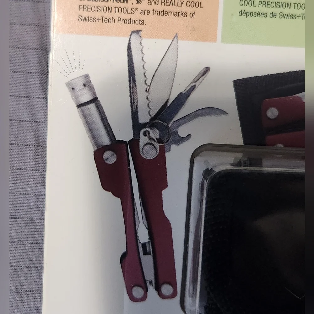 Swiss+Tech Mini Multi-Tool Keychain - Picture 5 of 7